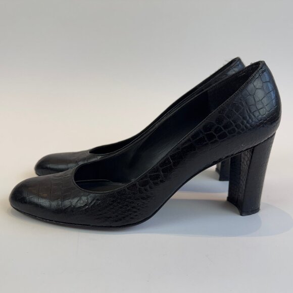 Stuart Weitzman Black Snake-Embossed Court Shoes, 9 1/2 M - Picture 5 of 16